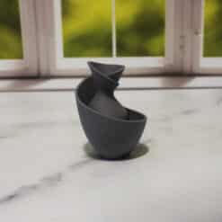 Curved Silhouette Twist Vase - Right