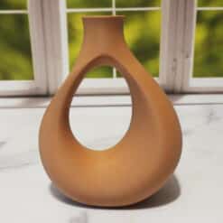 Modern Hollow Teardrop Vase - Back